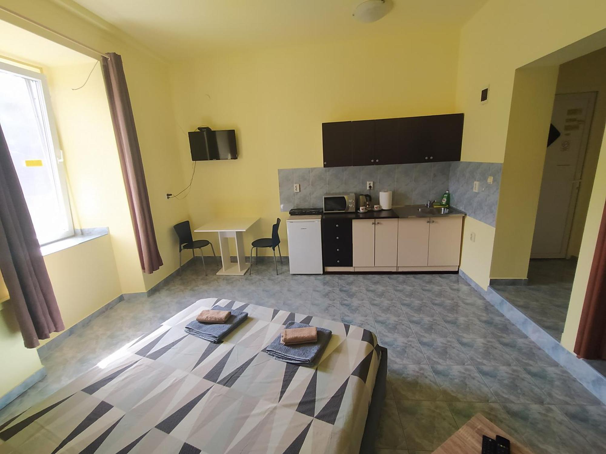 Dejan Apartment 3-City Centar Near Arena With Free Parking Πούλα Δωμάτιο φωτογραφία